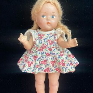 Antique Vintage Vogue Composition doll 1937-1944 HTF